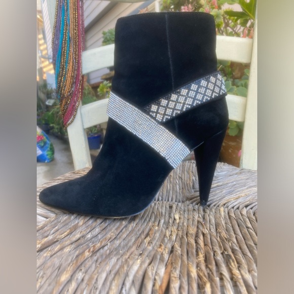 riverside island black suede booties black & diamond encrusted detail sz. 5 - Picture 2 of 14